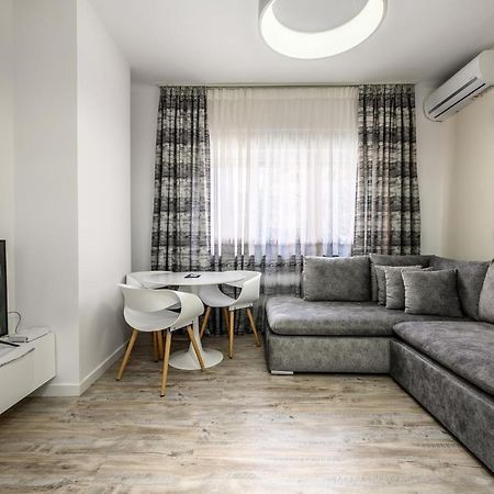 Miku Apartment-City Walk 1Bd Stylish Apartment Tirana Zewnętrze zdjęcie