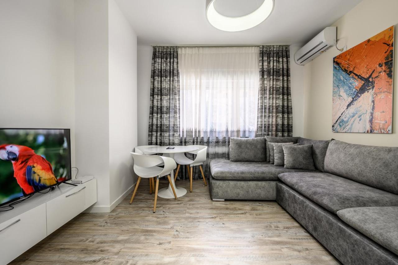 Miku Apartment-City Walk 1Bd Stylish Apartment Tirana Zewnętrze zdjęcie
