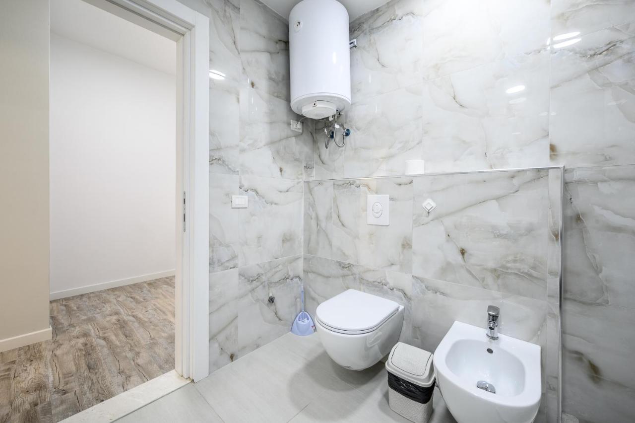 Miku Apartment-City Walk 1Bd Stylish Apartment Tirana Zewnętrze zdjęcie