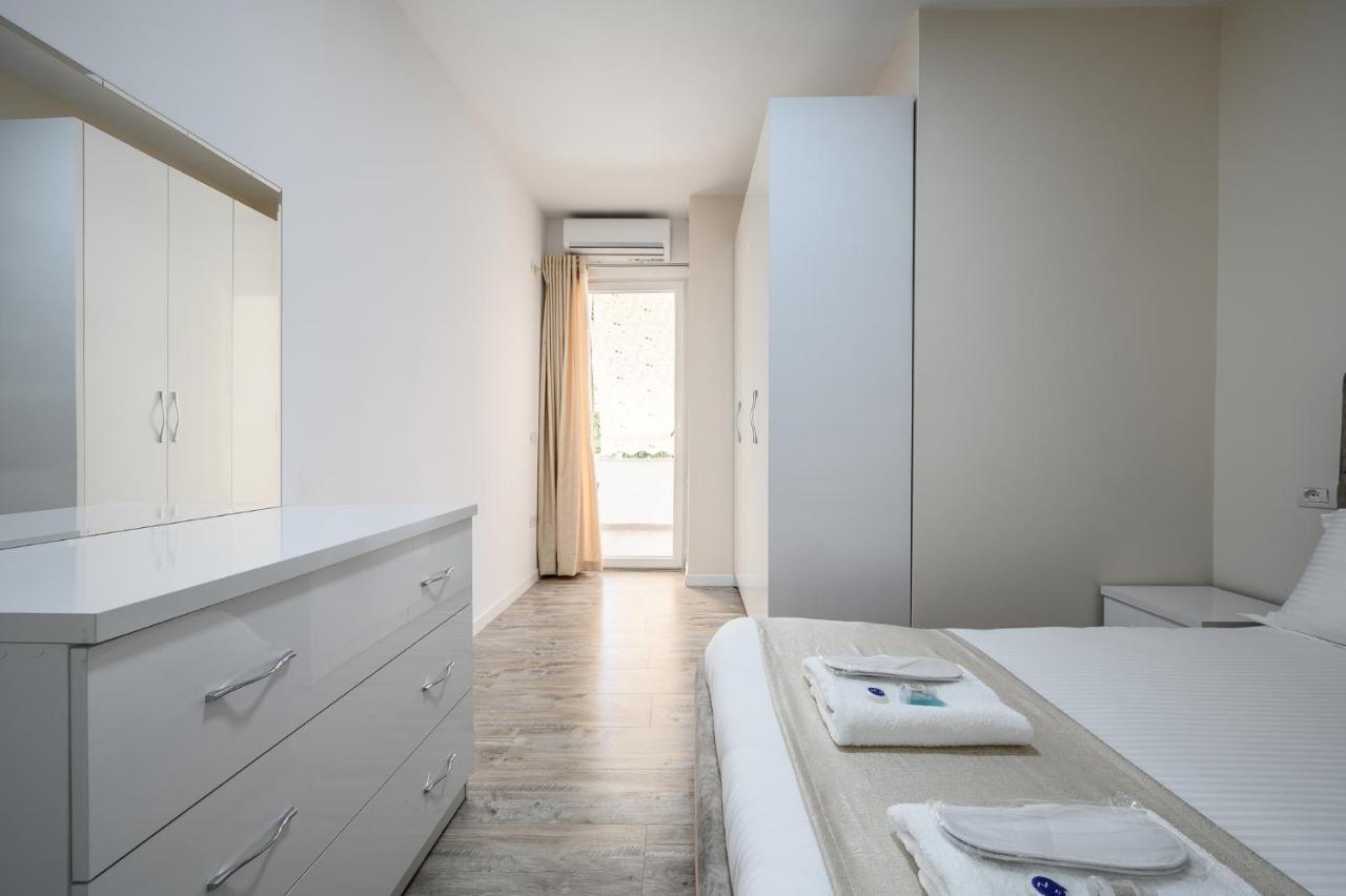 Miku Apartment-City Walk 1Bd Stylish Apartment Tirana Zewnętrze zdjęcie
