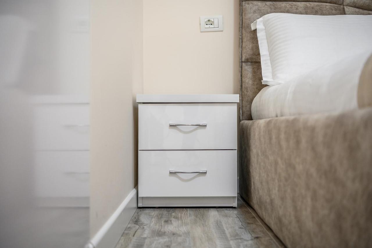 Miku Apartment-City Walk 1Bd Stylish Apartment Tirana Zewnętrze zdjęcie